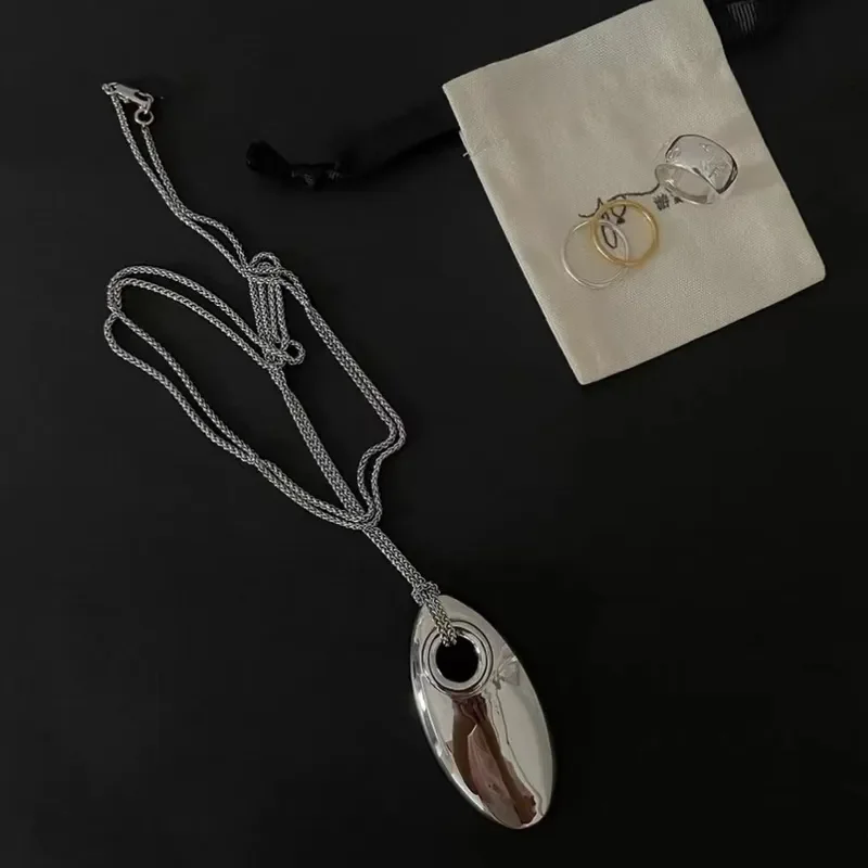 Spring and summer 2024 new necklace plow sunflower Oni same long water drop pendant high-end accessories
