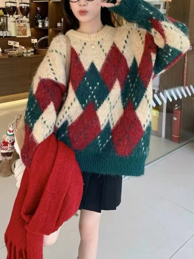 Autumn Winter Crew Neck Pullover Outside Knitted Sweater Top Women's Lazy Wind High-end Christmas Diamond Pattern Sweater New