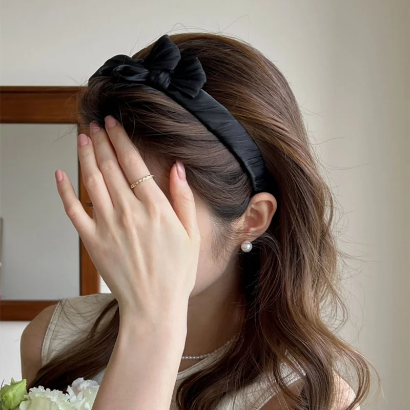 

Women's Pearl Headband French Crinkle Design Satin Bow Hair Band Anti Slip Soft Hair Accessories Daily Use