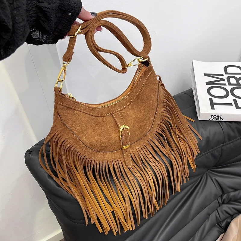 2024 Fashion Tassel Shoulder Bags for Women Luxury Designer Crossbody Bag Saddle Retro Faux Suede Handbag Ladies Shopping Bag