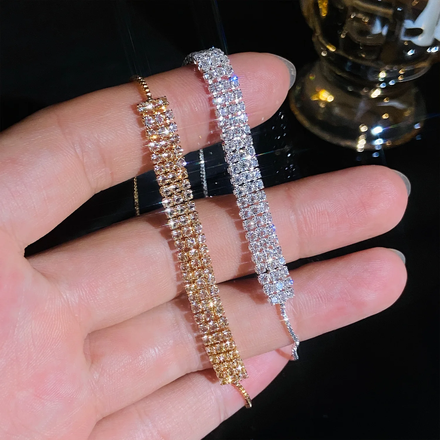 กำไลข้อมือคริสตัล 3 แถว ประดับ - Women'S Accessories Trends 2026 บทวิจารณ์และราคา