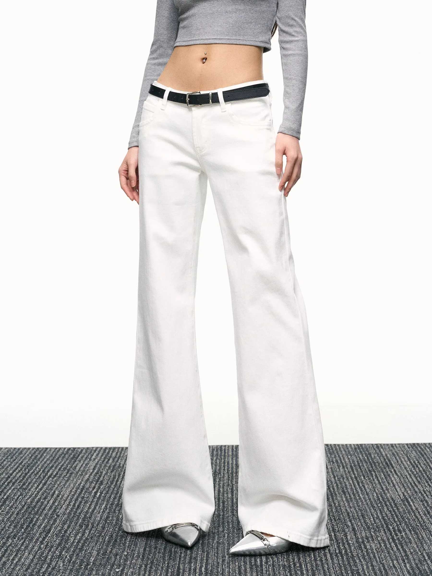 

Slim Fit Simple Flared Jeans for Women High Fashion Causal England Style Y2K Street Work Low-waisted Pants Classical Clothing