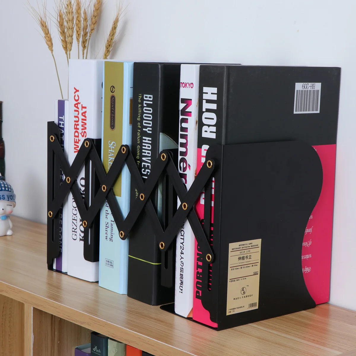 

Adjustable Metal Bookend 150mm X 190mm X 105 430mm Heavy Duty Non Skid Base Decorative Modern Design for Books Magazines Files