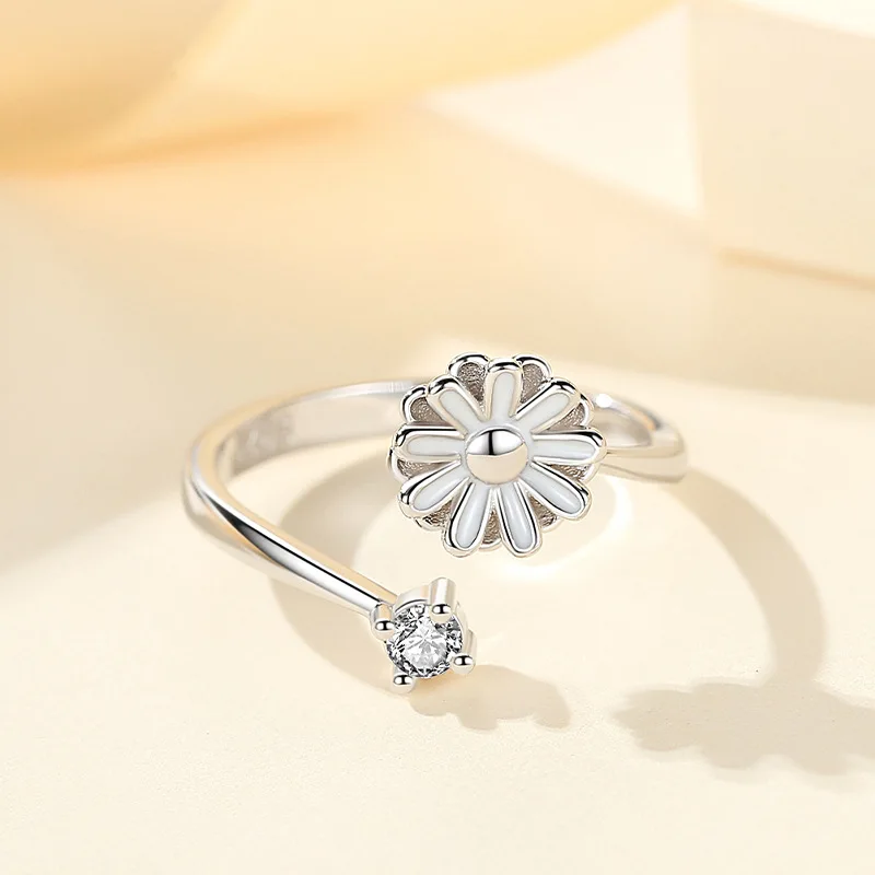 RYJU 925 Sterling Silver Sweet Daisy Flower Rings for Women Open Adjustable Ring Wedding Engagement Jewelry Accessories Gift