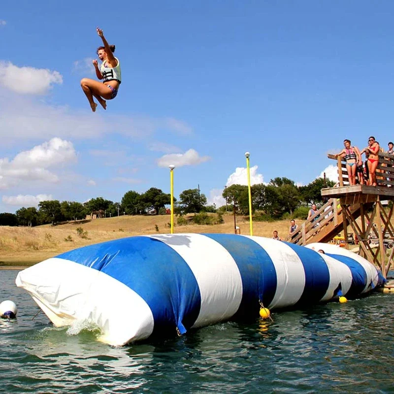 Sports lake inflatable water catapult play water park