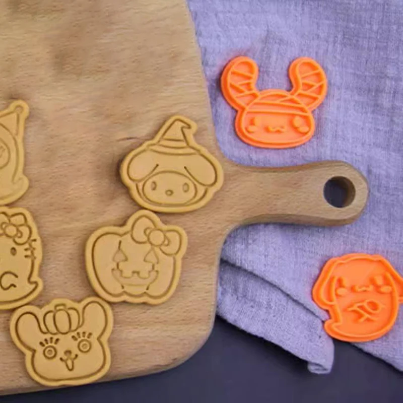 1pcs Sanrio Halloween Biscuit Mold Cartoon Small Cookie Cutter Mold Embossing Mold Household 3D Baking Tools DIY Parent Child