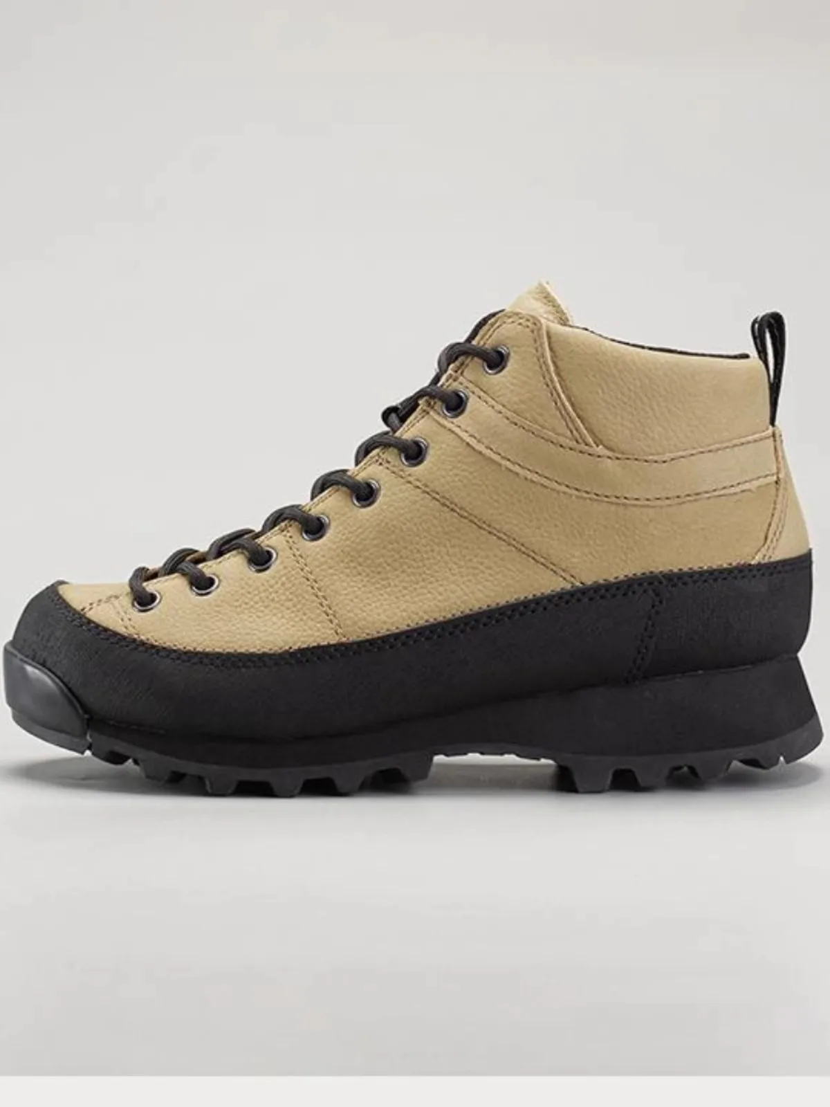 

Популярные летние новые поступления: повседневная походная обувь. Спортивная обувь с высоким сцеплением. Повседневные походные ботинки. Отправильное качество.