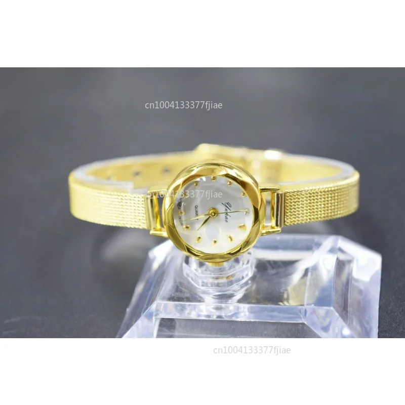 Luxury Golden Bracelet Watch Women Fashion Mesh Fine Alloy Band Rhinestone Dial Quartz Wrist Watch Casual Women Watches Clock