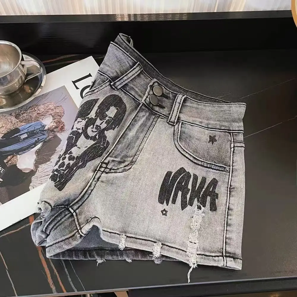 

Retro Spice Girl Style Denim Shorts Women's New Mid Waist Slim Elastic Skull Printed Sexy Y2k Super Short Hot Pants