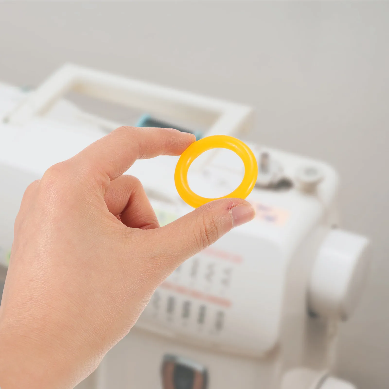 20 Pcs Sewing Rings Machines Parts Supplies and Accessories Bobbin Clips Winder Replacements
