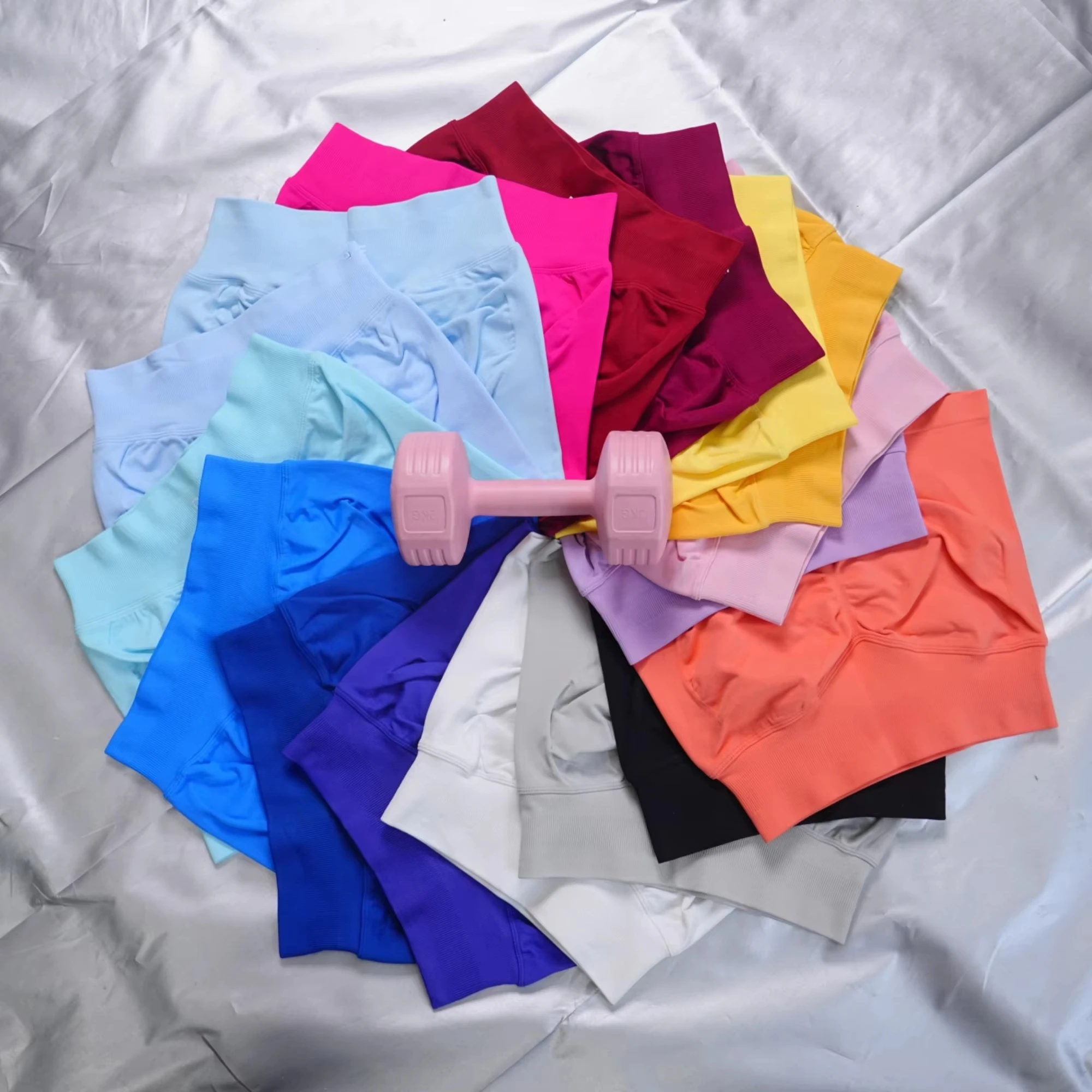 

Women's Gym Shorts Sports Exercise Gym Running High Quality Seamless Leggings Wrinkle Hip Lift Yoga Bicycle Shorts