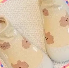 

Boys and Girls Baby Anti-odor Floor Shoes and Socks Baby Walking Shoes Soft Sole Non-slip Breathable Socks Indoor and Outdoor