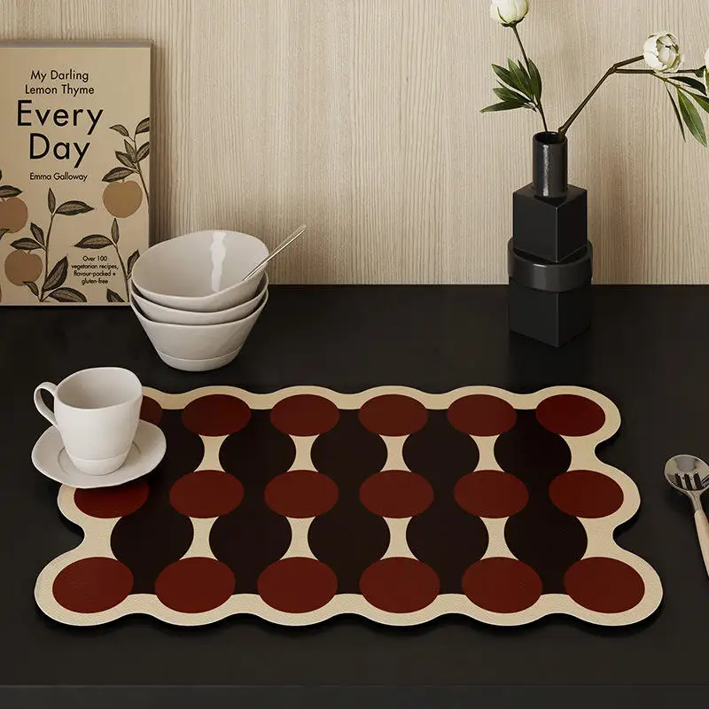 

Vintage Polka Dot PU Leather Table Mat Heat-Resistant Waterproof Pad for Dining Table Kitchen Countertop & Coffee Table Use
