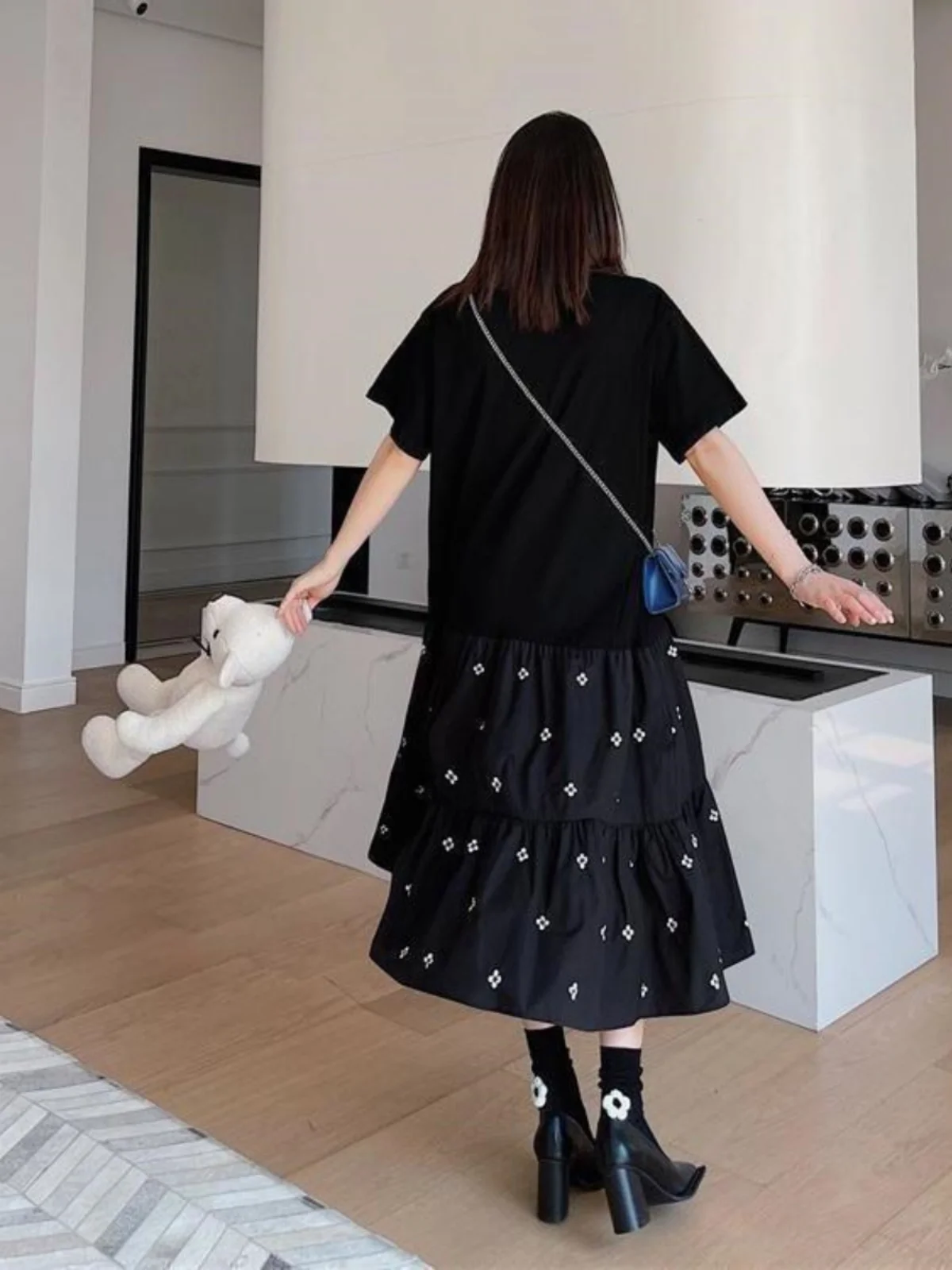 พลัสไซส์ลำลองหลวมบางหรือเสื้อยืด Dr ผู้หญิงบุนวมประกบกระโปรงทรงเอ Sle Summer Faion เวอร์ชั่นเกาหลี