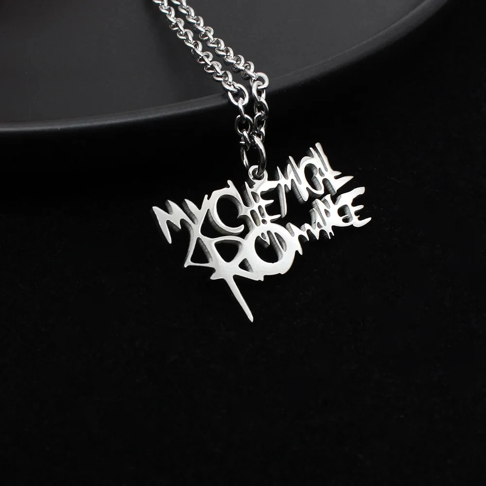 Fashion Punk Broken Stainless Steel  Letter Necklace Women/Men Silver My Chemical Romance Pendants Jewelry Letter Choker Gifs