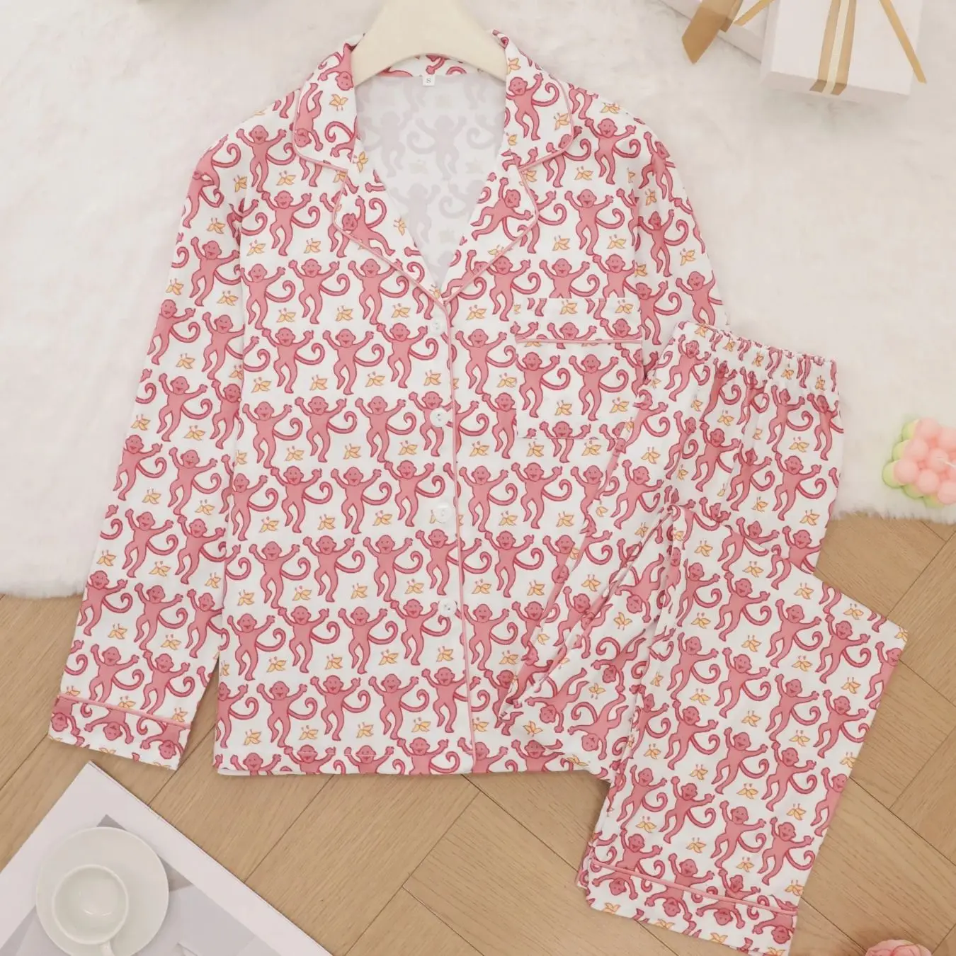 

Fun Pink Panther Monkey Full Print Pajama Set for Women, Flip Collar Long Sleeve Pants, Cartoon Children's Fun Home Clothes