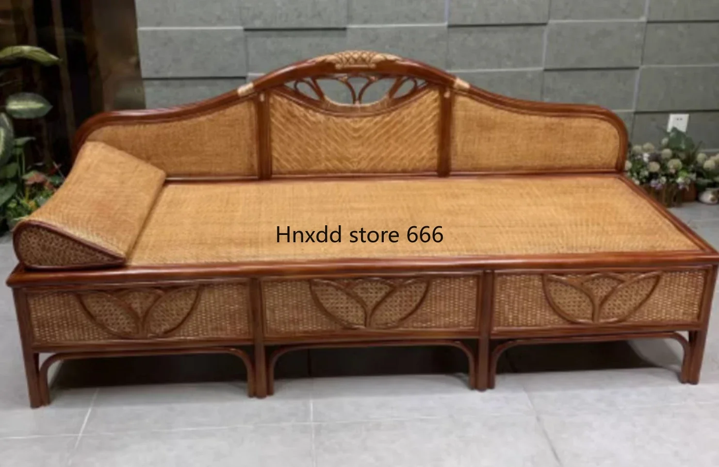 New Chinese classical concubine chair beauty couch pastoral rattan art European solid wood carving flower concubine seat sofa