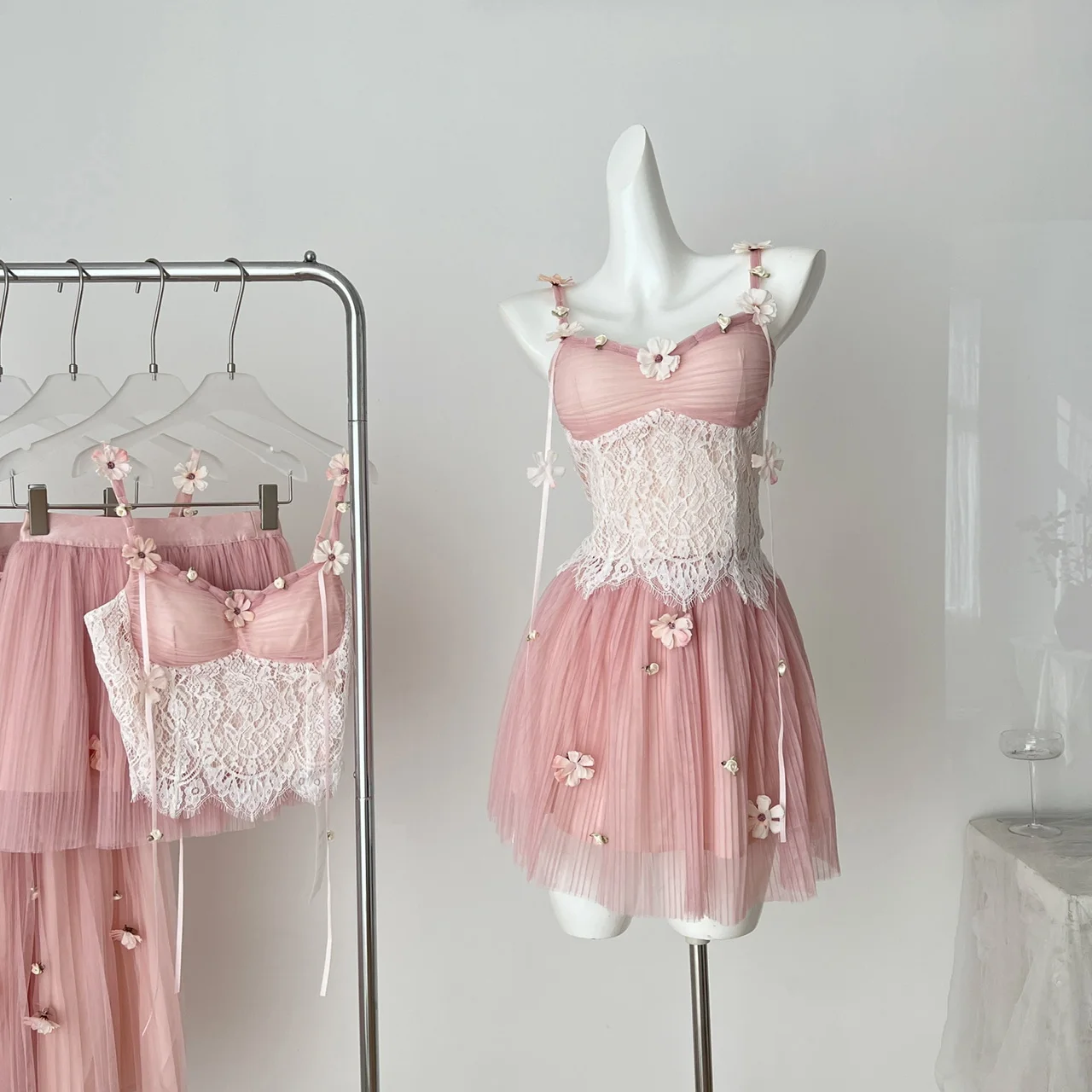 

Summer Women Cute Core Korean Vacation Birthday 2000s Shoujo Outfits 2 Piece Set Mori Girl Halter Tops + Midi Pleated Skirt Maxi