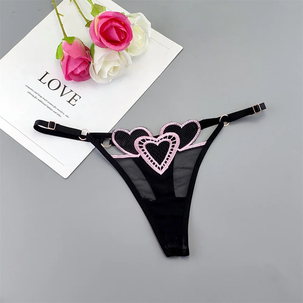 3 ks/sada roztomilé cosplay sexy spodní prádlo dámské průsvitné krajkové tanga spodní prádlo s nízkým pasem a nastavitelným popruhem ve tvaru srdce - náhled 2