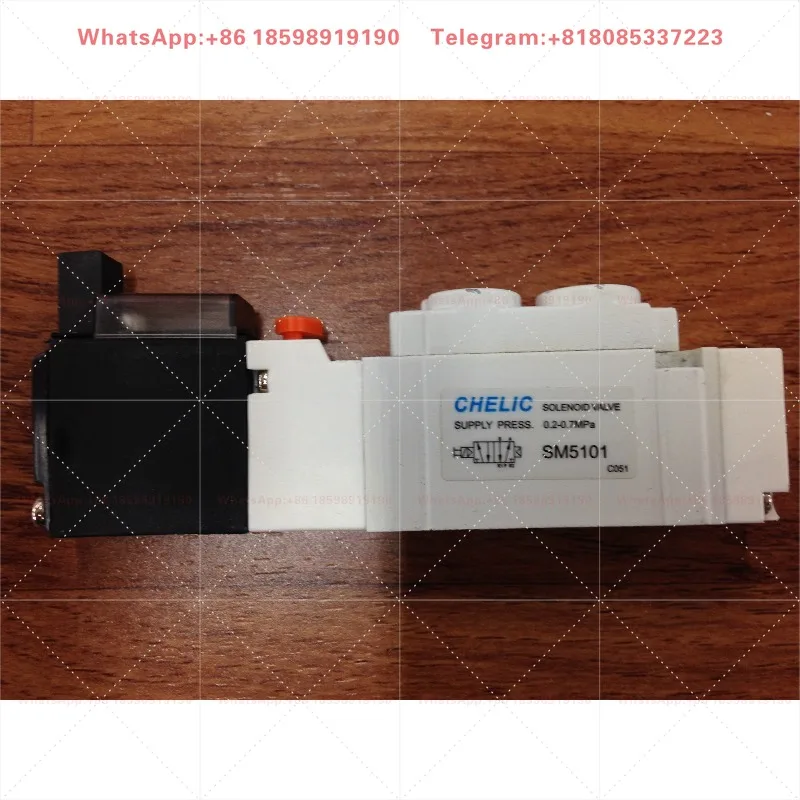Taiwan two-position five-way solenoid valve SM5101/5201/5301/5100/5200/5300-C4/C6