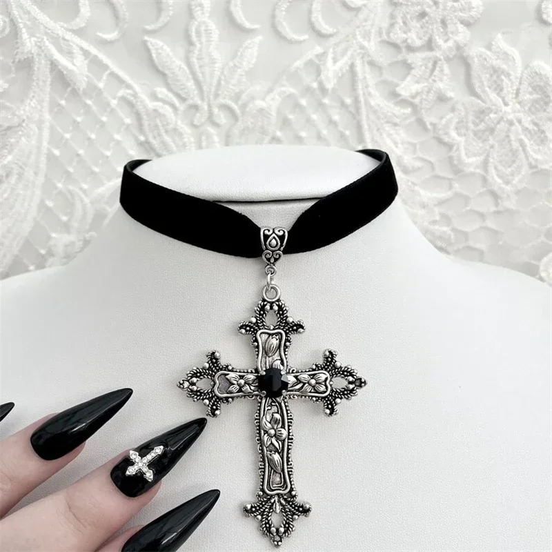 Black Velvet Cross Bead Choker Necklace Goth Limited Jewelry Gorgeous Women Punk Gift Statement New Gothic Halloween Gifts