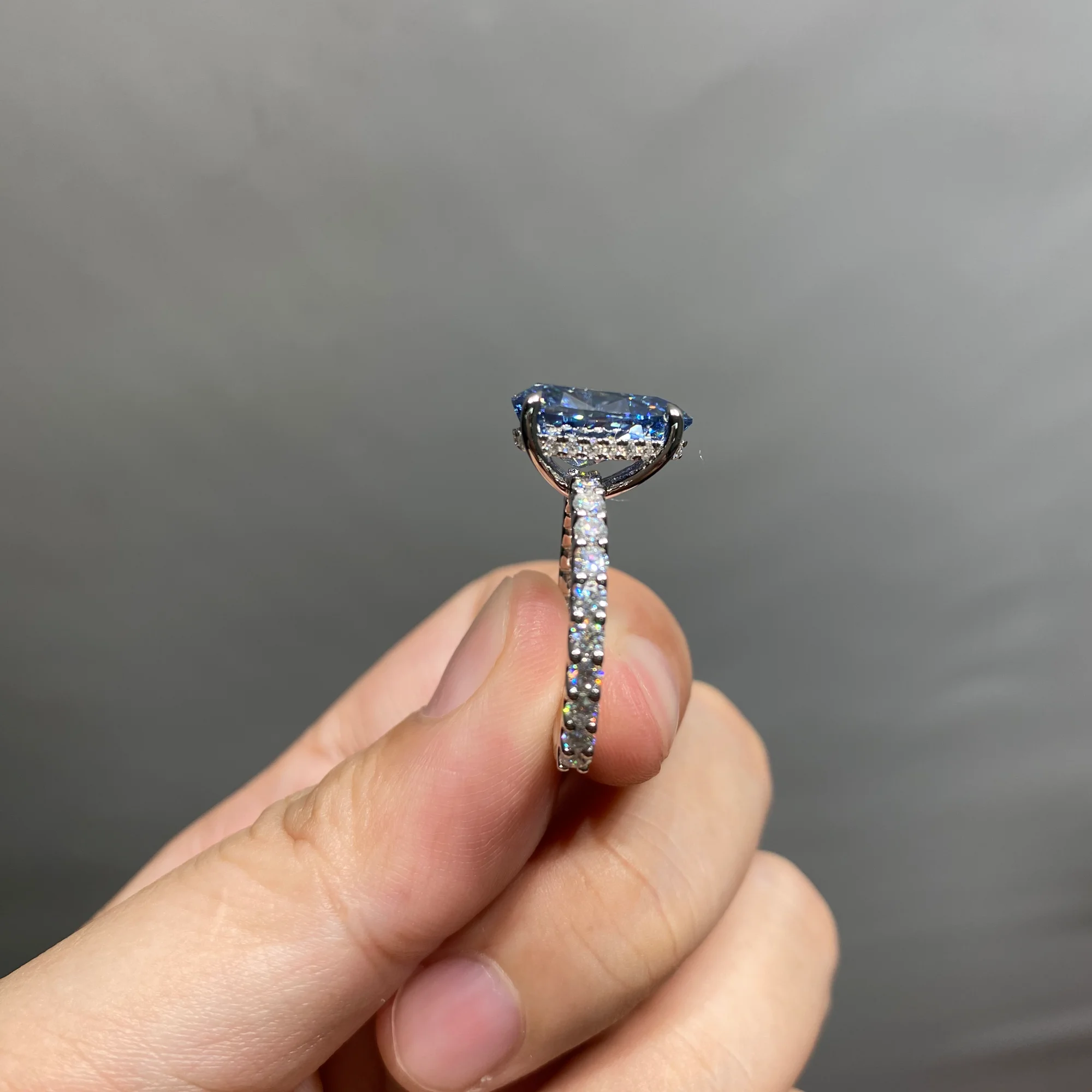 Anillo de pera de moissanita AUAOJEWEL, piedras preciosas azules, Plata de Ley 925, anillo de compromiso de oro de 14k y 18k para mujer, joyería, regalo de lujo