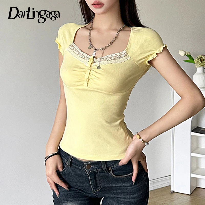 Darlingaga Korean Fashion Yellow Folds Lace Trim Women T-shirts Buttons Cutecore Kawaii Cropped Top Basic Frills Tee Clothes Y2K