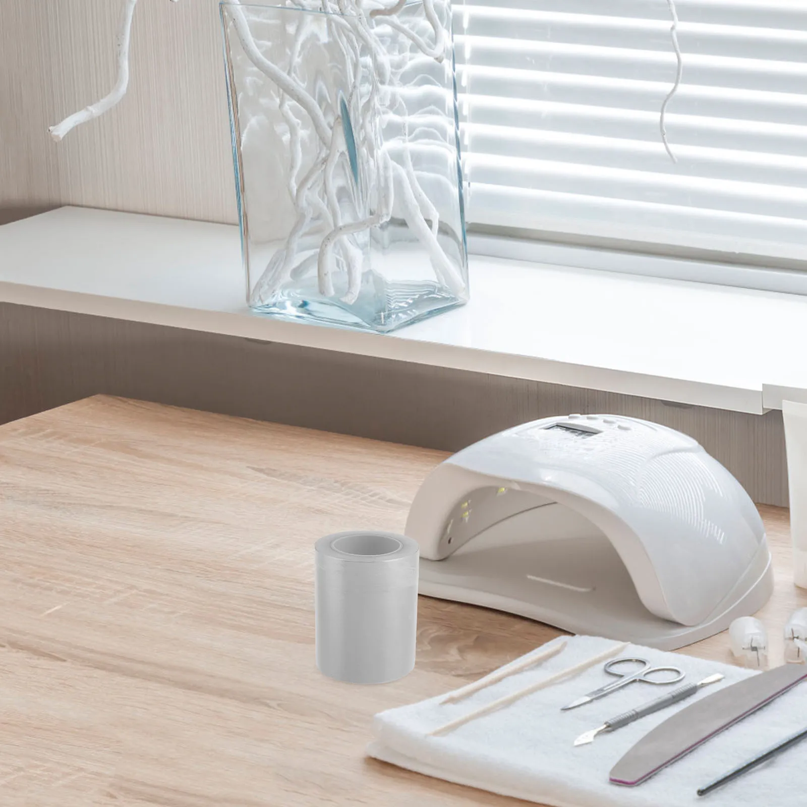 1 لفة من البلاستيك الشفاف لأداة التجميل الاحترافية لحماية حاجز الجلد وشم الحواجب والشفاه