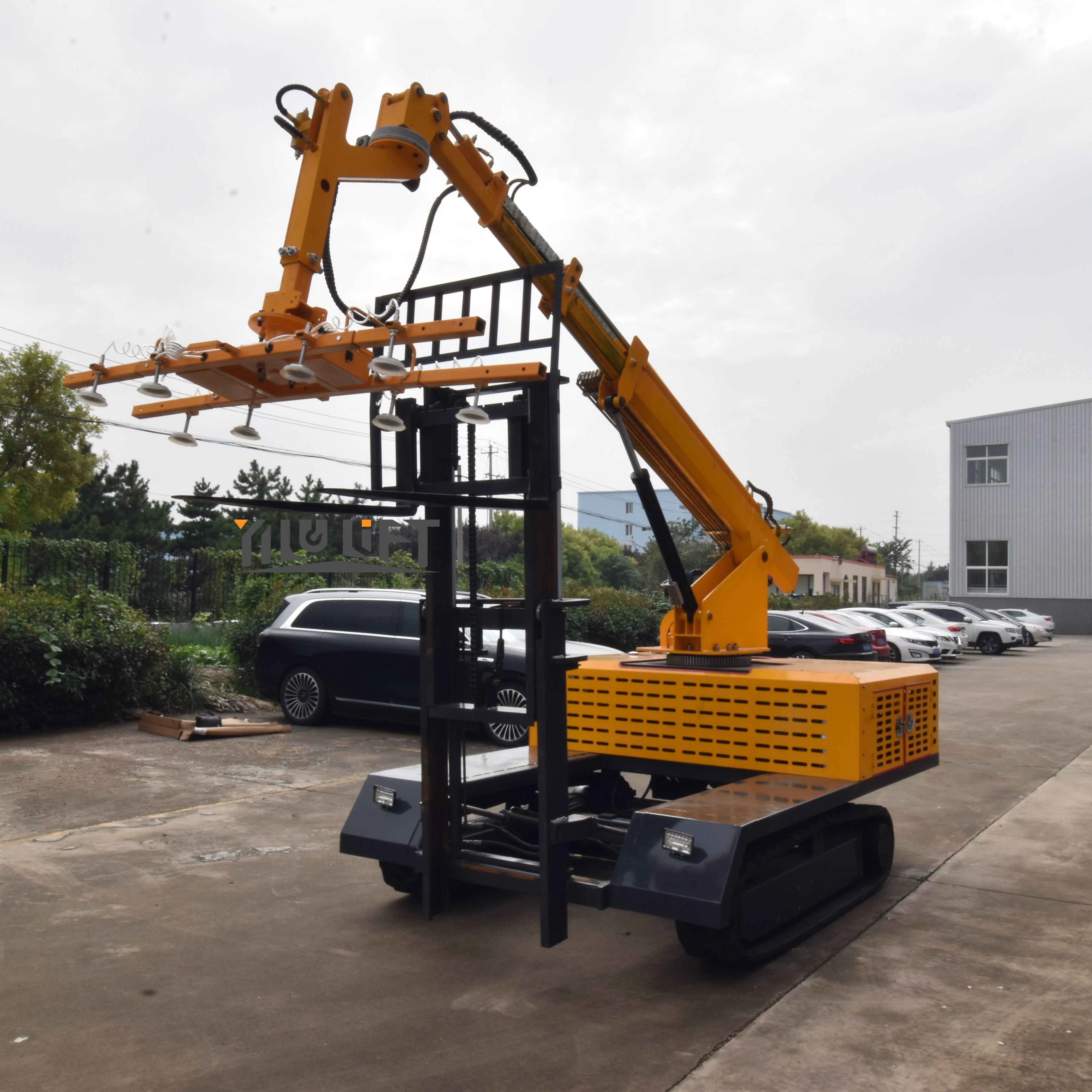 Customized 3m Solar Panel Photovoltaic Installation Robot Electric Solar PV Panel Vehicle For Sale