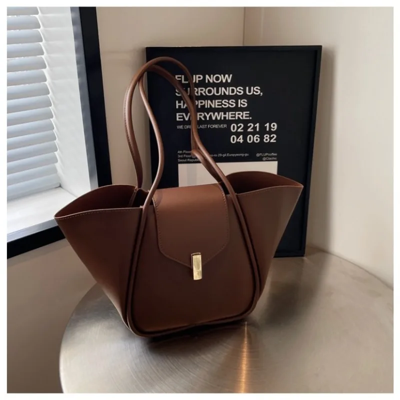 

Solid Leather Shoulder Bag for Women Handbag Fashion Single-shoulder Crossbody Bags Vintage Commuting Underarm Bag Satchel Bolso