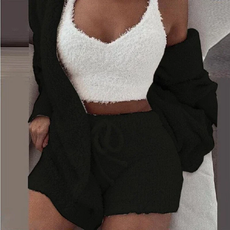 3-teiliges Plüsch-Hauskleidungs-Set für Damen, lässiger Pyjama, langärmelige Jacke, Hosenträger und Weste, Shorts, Sport-Set