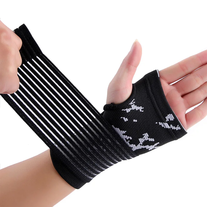 

Black Jacquard Knitted Compression Wristband Hand Protector Breathable Average Size Daily Sports Protection