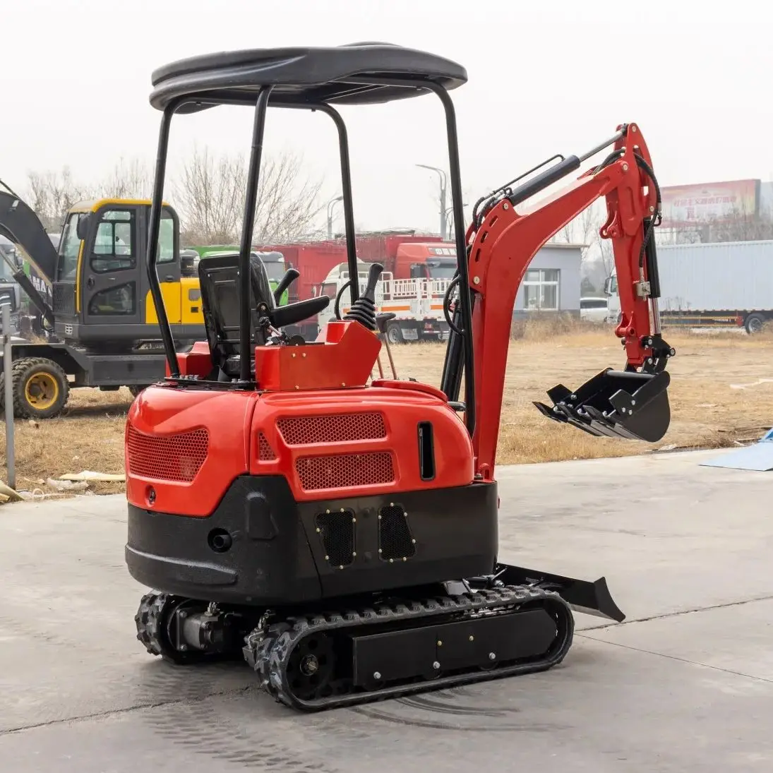 New Diesel 2000kg Mini Excavator Home Use Customized Small Backhoe Digger With Track Type 2 Tons Mini Excavator