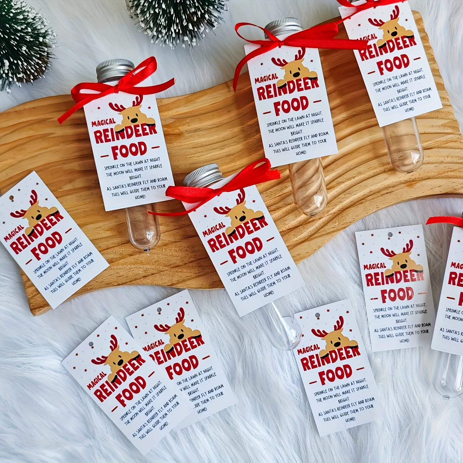 10 Sets [Plastic Bottle + Bowknot Greeting Card] Christmas Creative Candy Storage and Packaging Gift Box, Suitable for Decorations, Creative Design Reindeer Gift Cards, Plastic Test Tubes, the Perfect Christmas Eve Gift