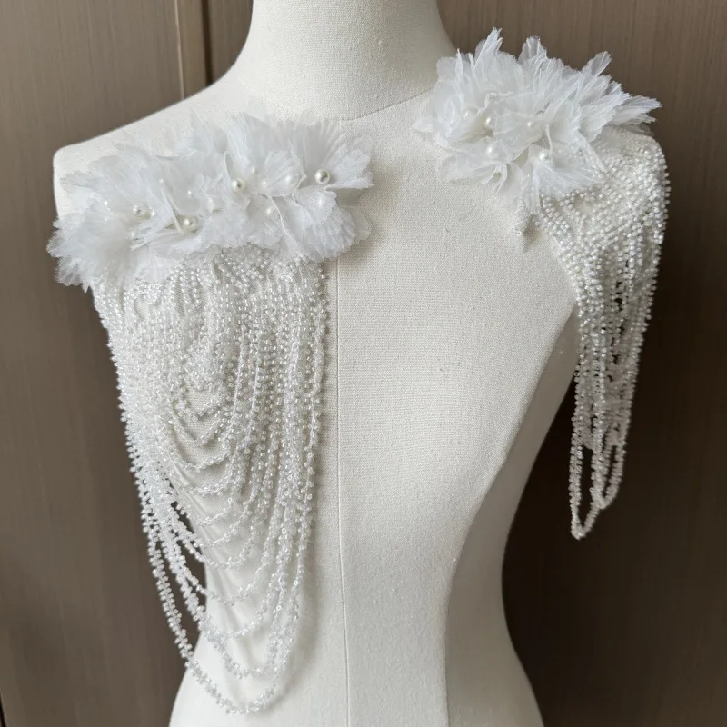 1PCSWhite beaded tassel shoulder decoration, sewing accessories, embroidered fabric patch