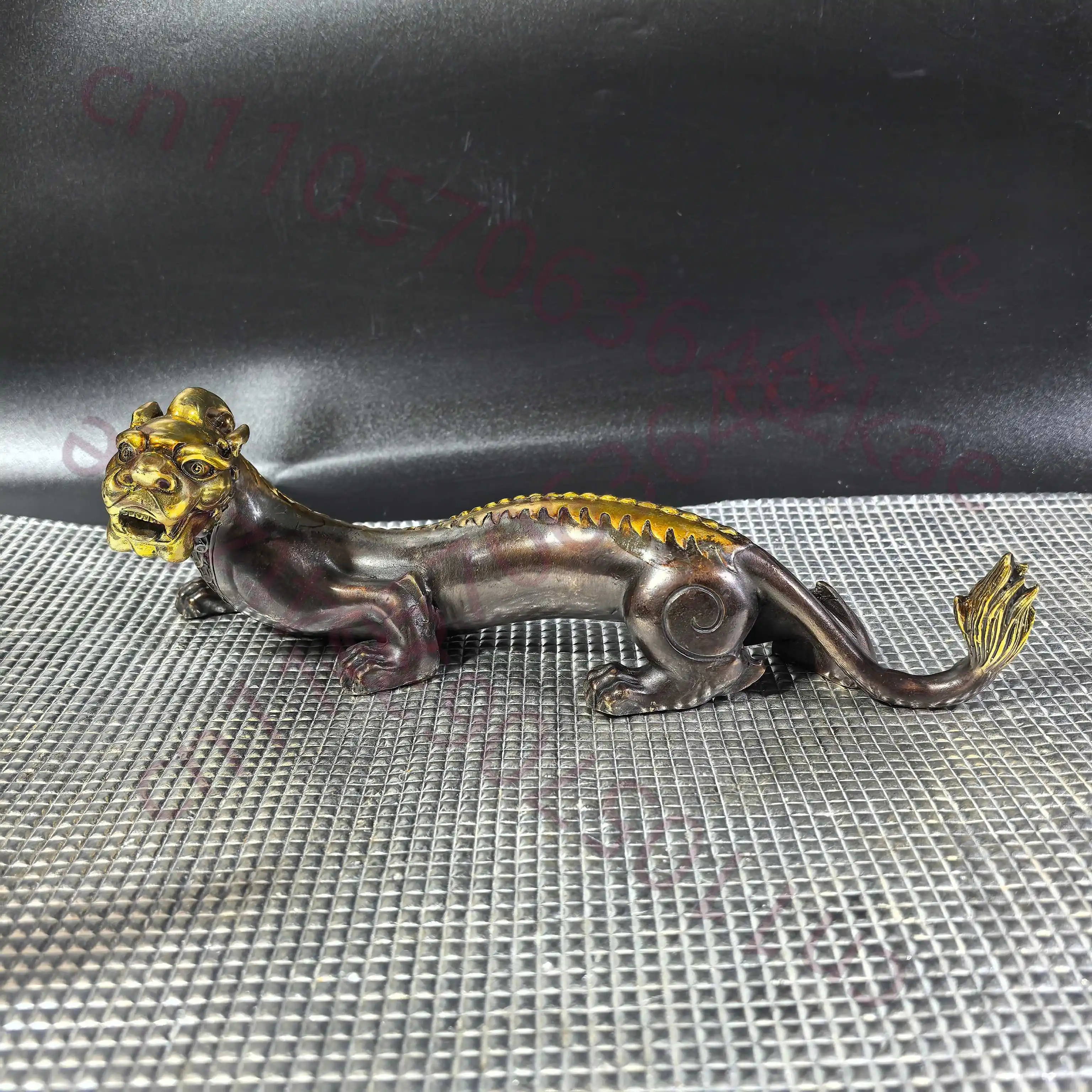 

Китайская народная коллекция: позолоченная медная фигурка благоприятного зверя Пи Сю для украшения дома