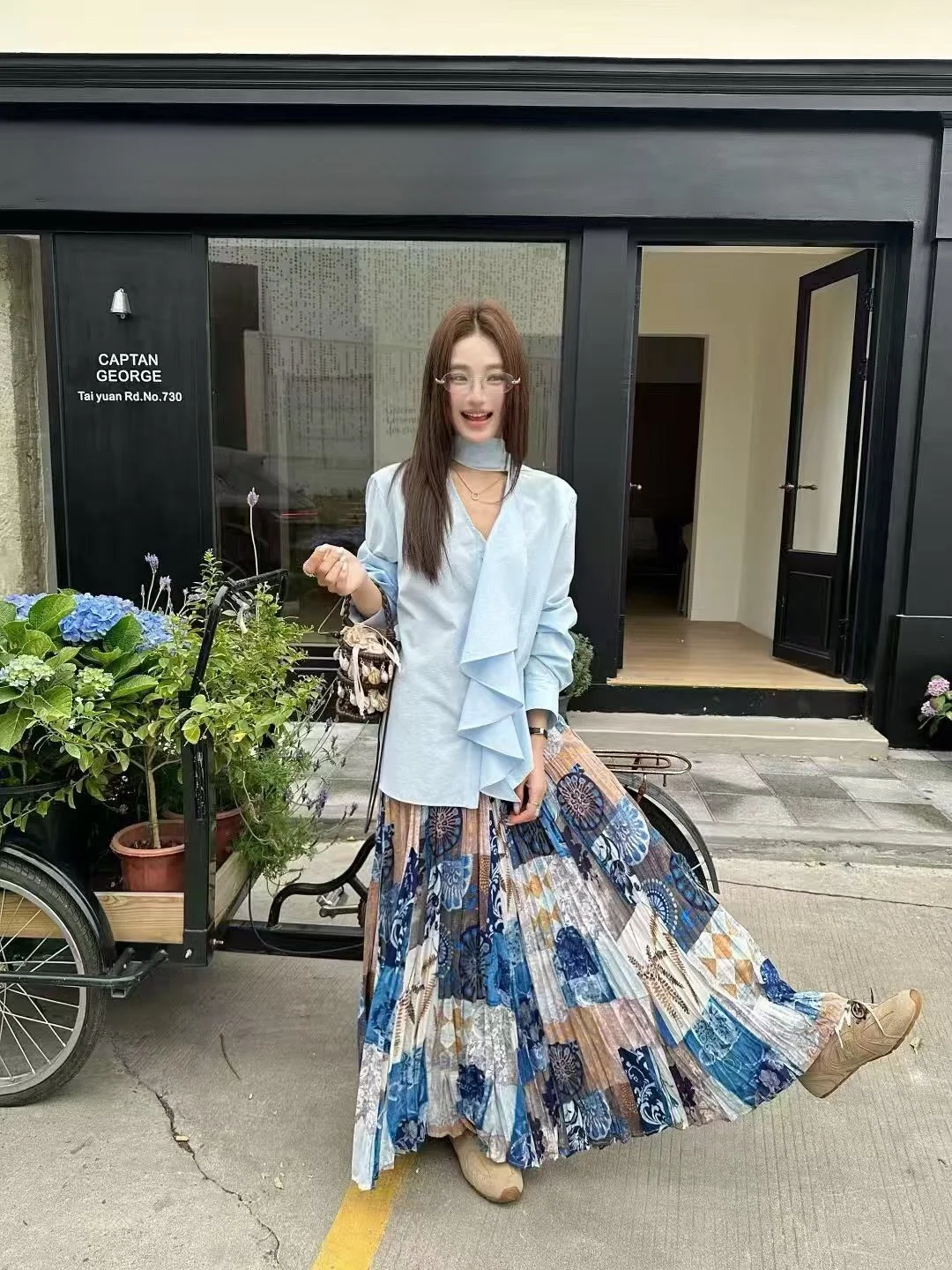 

Elegant Floral Print A-Line Skirt Mid-Length Concealing High Waist Pleated Holiday Style Polyester Fiber Ladies Skirt