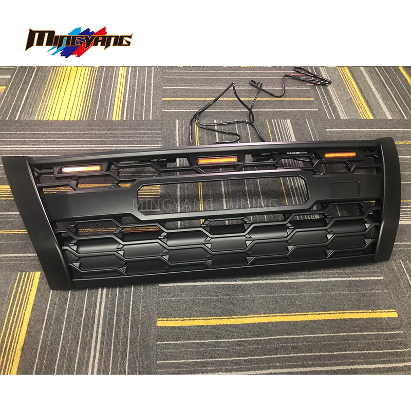 مصنع الساخن بيع جديد وصول المصد الأمامي مصبغة مع الضوء 2016-2020 لشوايات سيارة فورتشنر #2