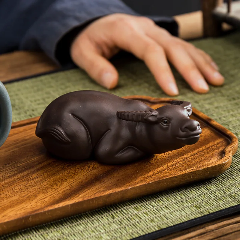 Purple Clay Buffalo Tea Pet Mini Collectible Figurine Kung Fu Tea Table Craft Teaware Household Zen Decor Accessory Gift