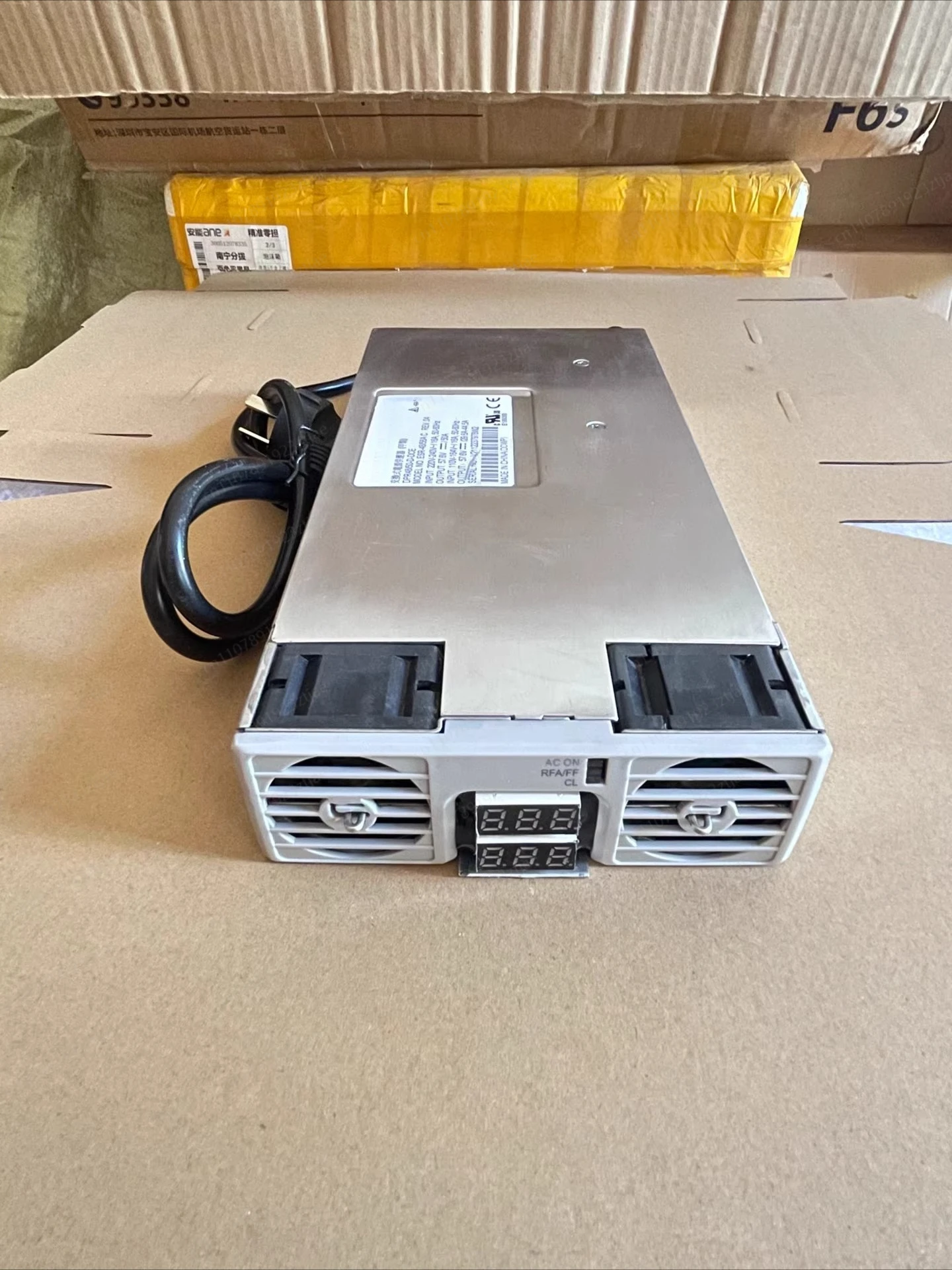 

2700W Adjustable Battery Charger 0-140V 25A 3-60V 50A High Power Voltage Current Regulated Power Charging Supply