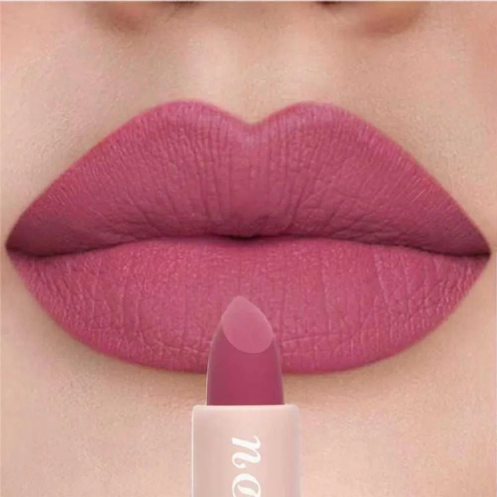 Long-lasting Matte Lipstick Fashion Non-stick Cup Not Fading Red Lip Stick Waterproof Nude Matte Lipstick Women