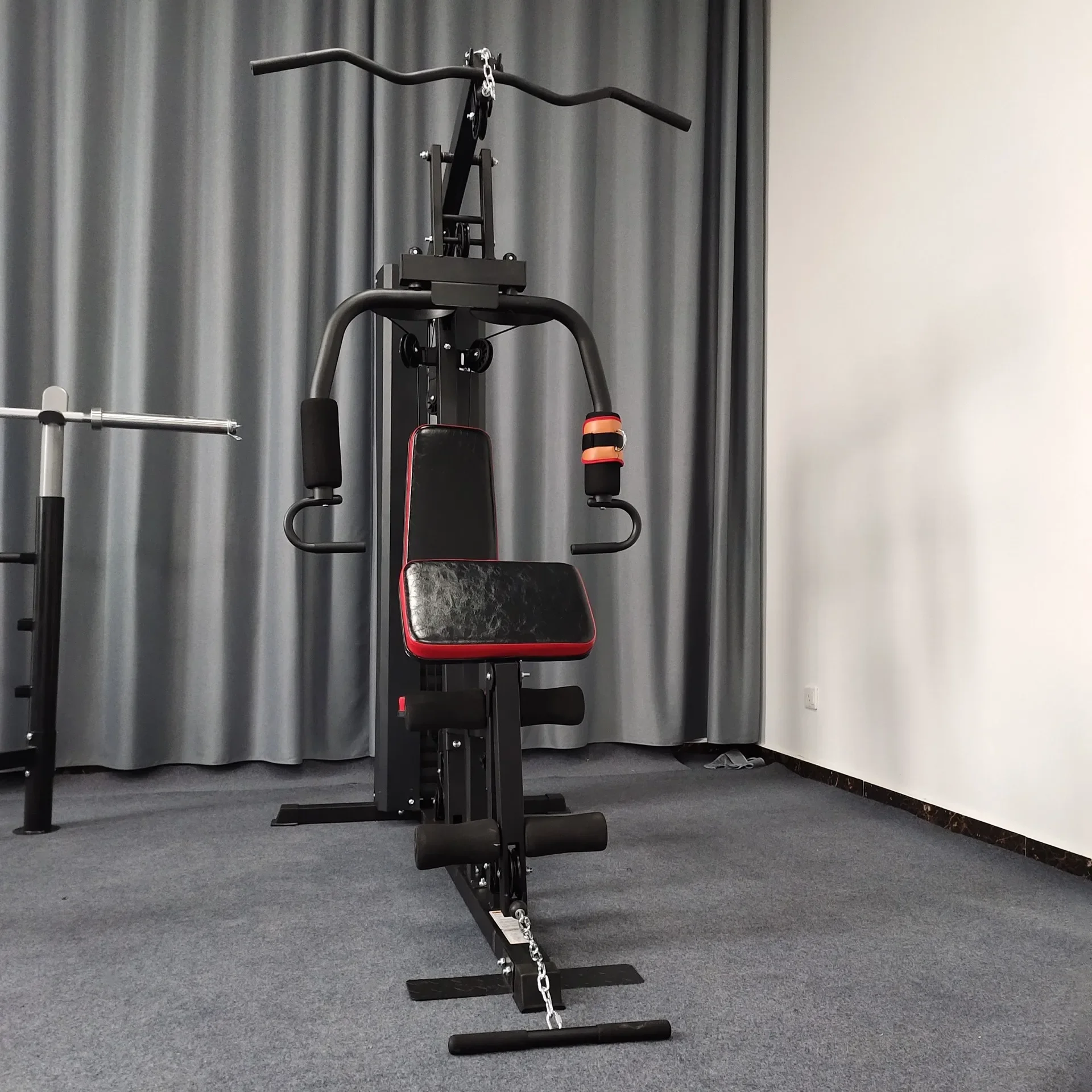 

Многофункциональная интегрированная домашняя тренажерная станция для тренировки всего тела