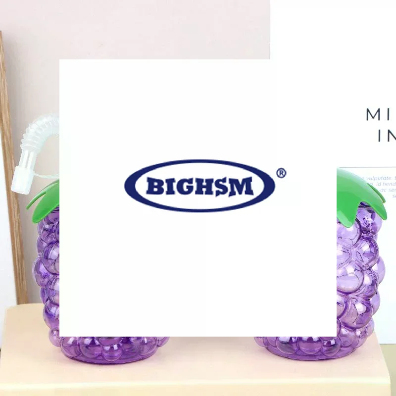 Grape Shaped Plastic Water Bottle With Straw Cute Portable Fruit Design Cup Summer Beach Pool Party Straw Drinking Cups