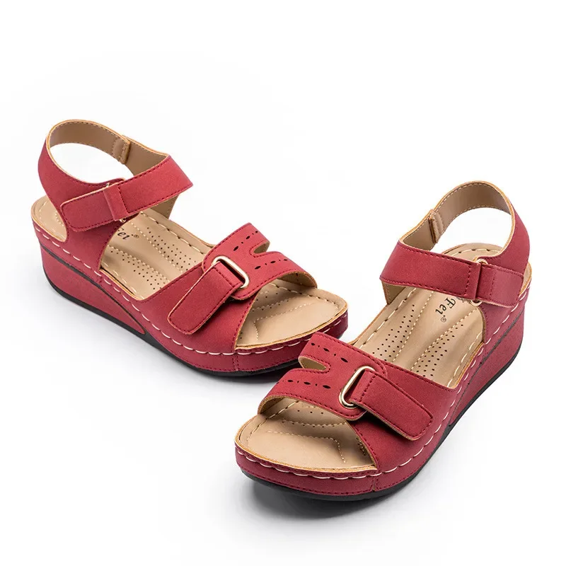 BEYARNE 36-42 Plus Size Sandals New Women\'s Sandals Wedge Heel Thick Bottom Plus Size Sandals Comfortable And Mother Flat