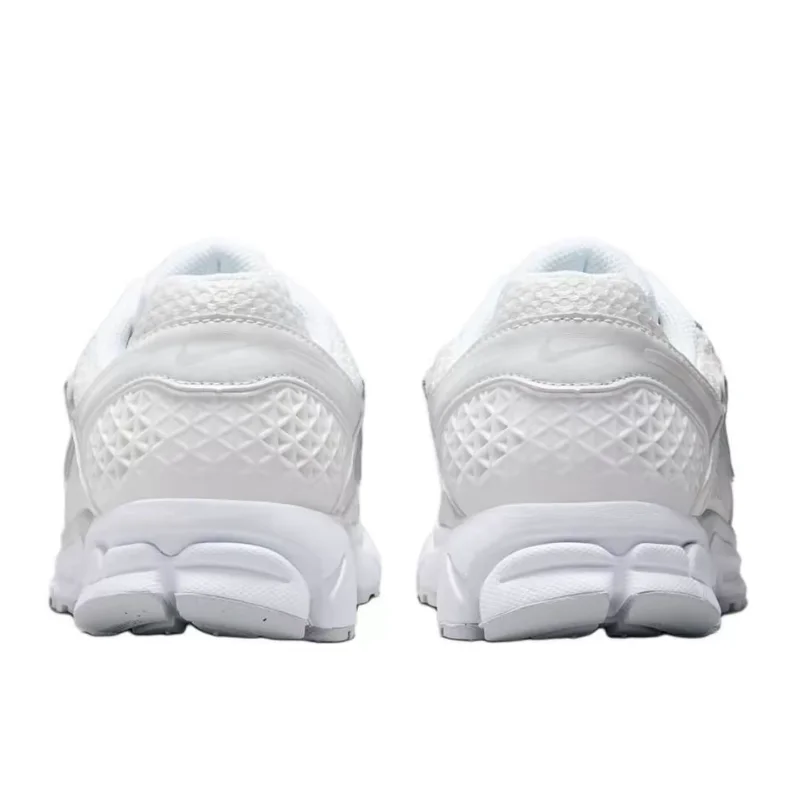 Nike Zoom Vomero 5 Women's Low-Top Running Shoes for Comfortable, Versatile Urban Commuting and Casual Wear - Silver HF7723-100
