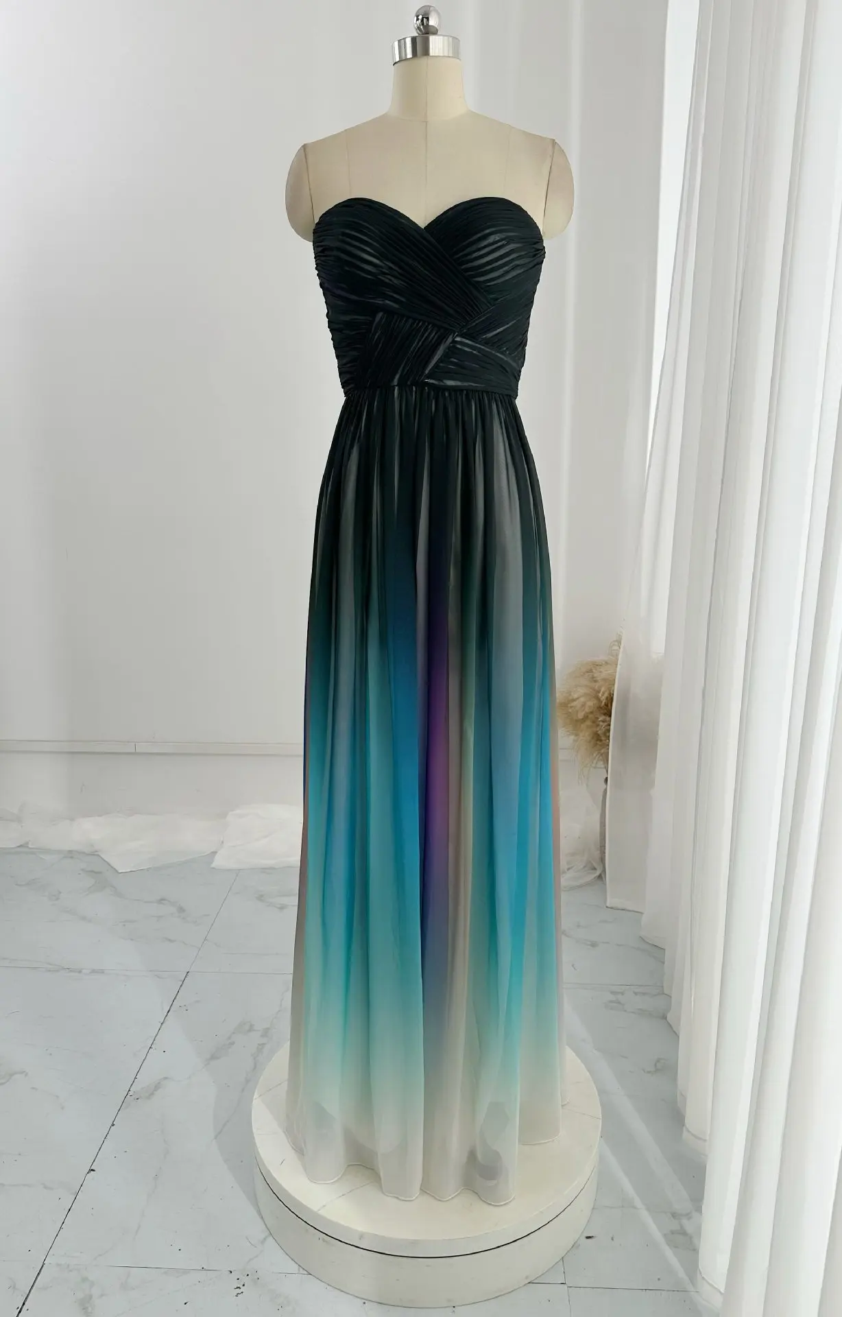 Black Sexy Tube Top Shoulder Shoulder -To -Chiffon Gradient Banquet Night Dress Skirt M2020