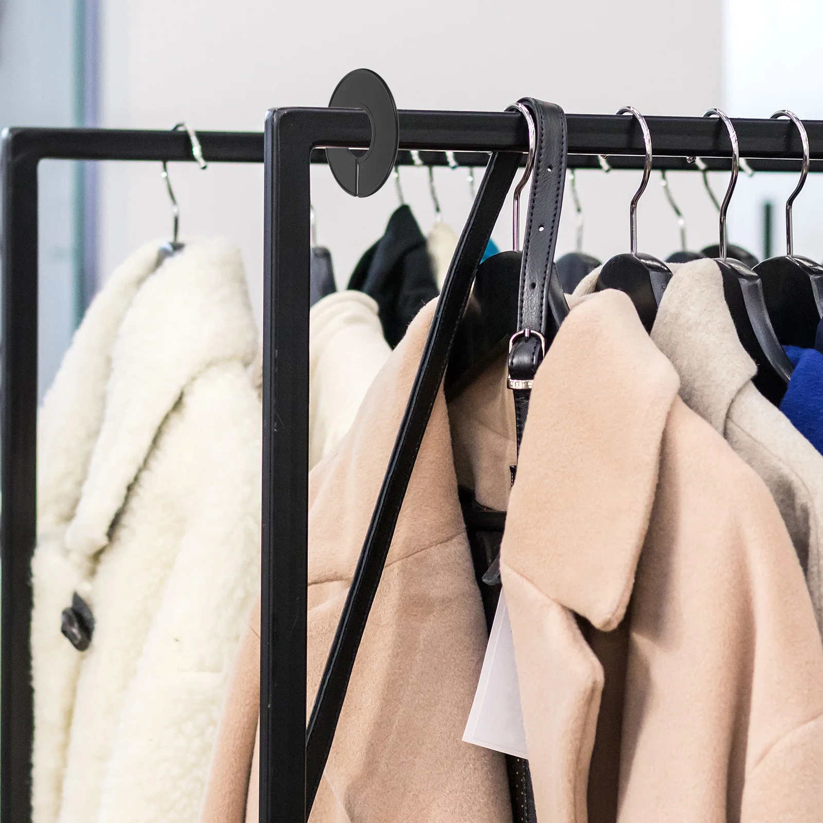 ตัวแบ่งช่องตู้เสื้อผ้าพลาสติก 20 ชิ้น สีเขียว รูปทรงกลม ป้ายบอกขนาดตู้เสื้อผ้า ป้ายเปล่าสำหรับแขวนเสื้อผ้า อุปกรณ์จัดระเบียบตู้เสื้อผ้า