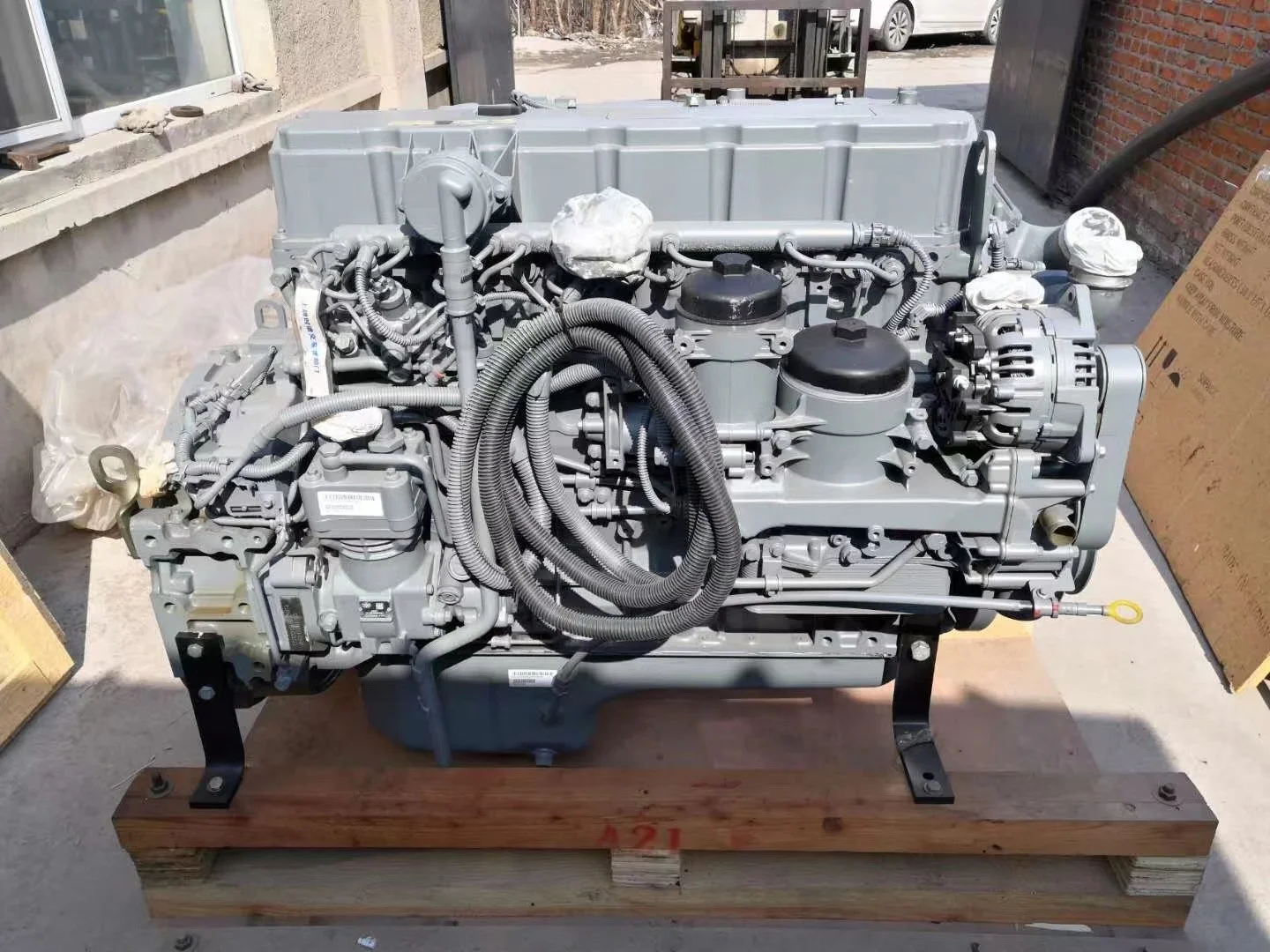 TCD2013 L06 2V Water Cooled 6 Cylinder 4 Stroke Diesel Engine Assembly For 200kw 1800-2300rpm