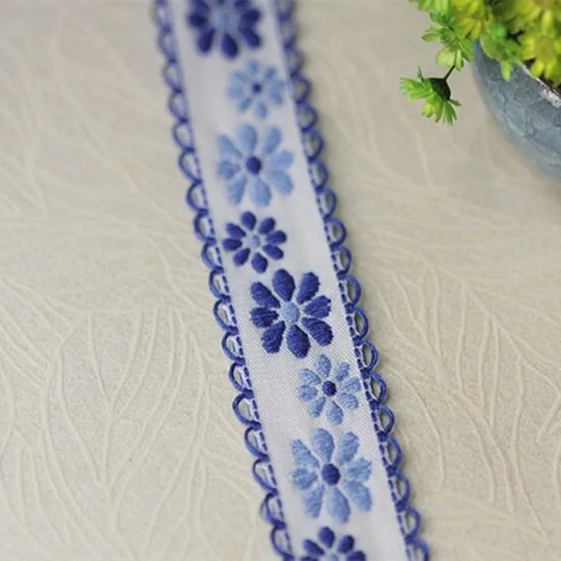 Cinta de encaje de flores bordadas de algodón azul, 2,2 CM de ancho, apliques de costura DIY, Cordón de cuello, decoración de tela de guipur de boda