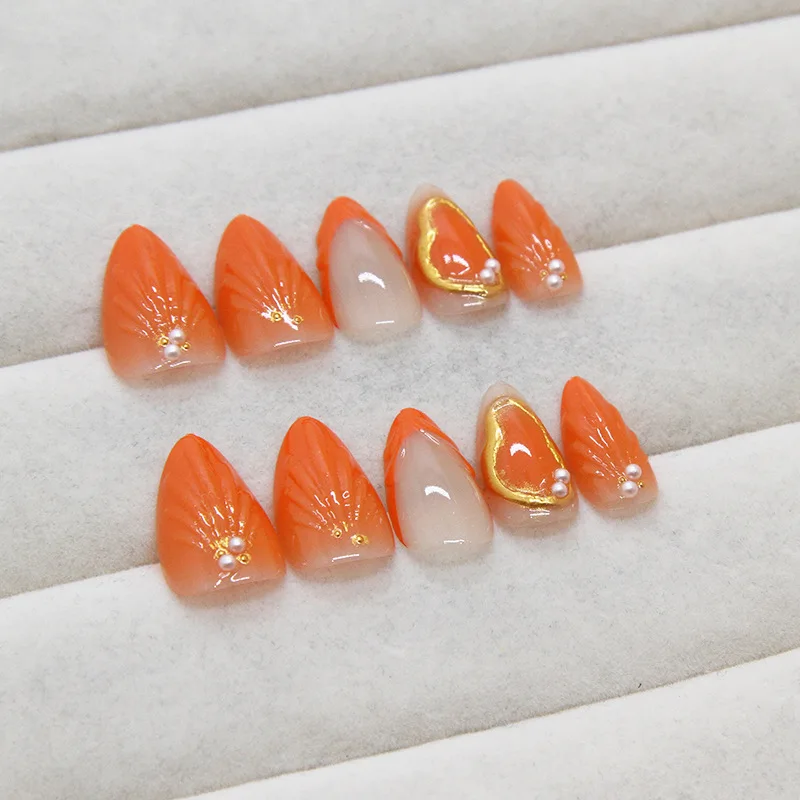 24pcs Golden Baroque Design Fake Nails 3D Ocean Shell Gradient Orange False Nail Tips Ins French Almond Shaped Press on Nails